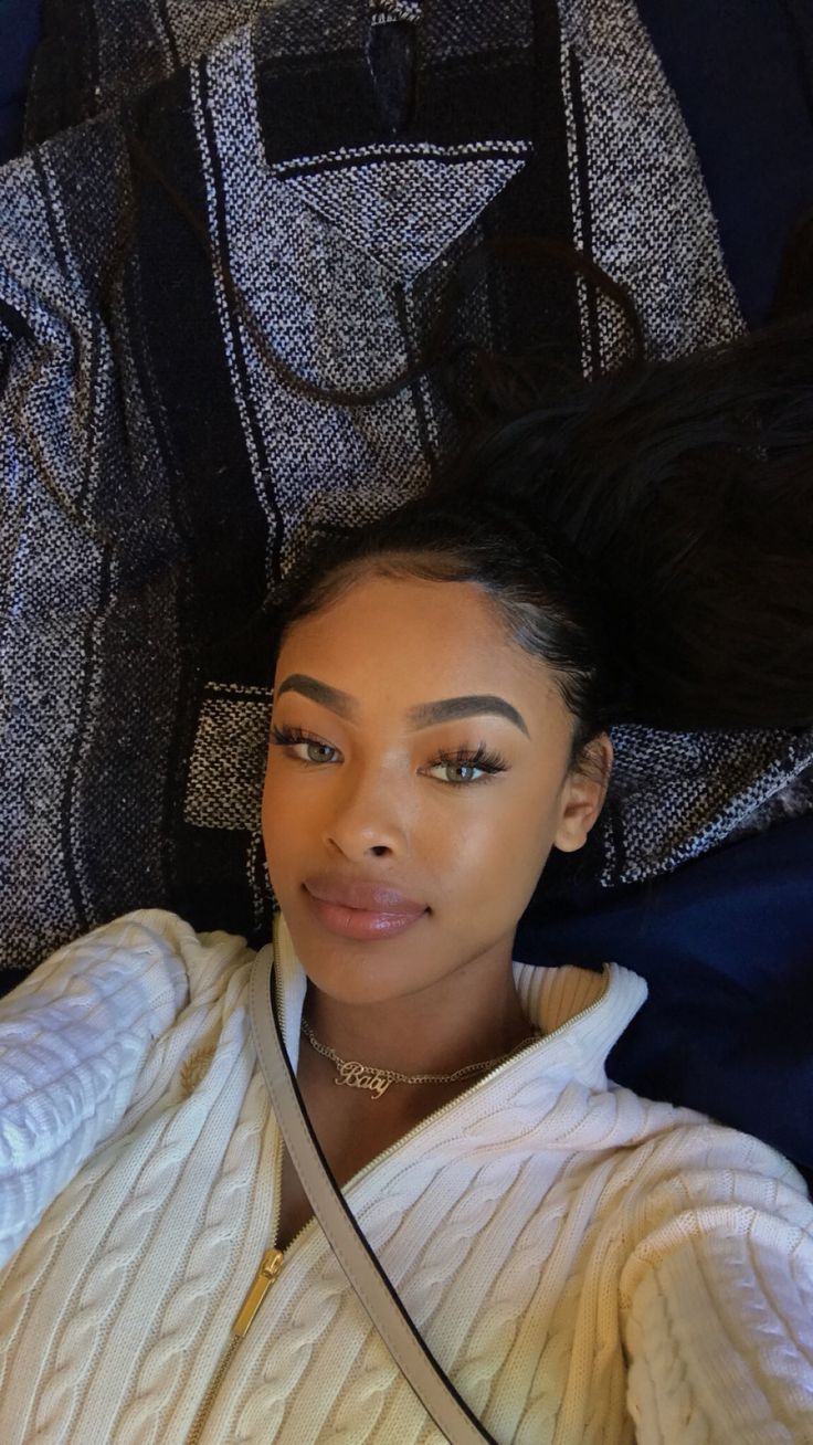 Mia, Los Angeles